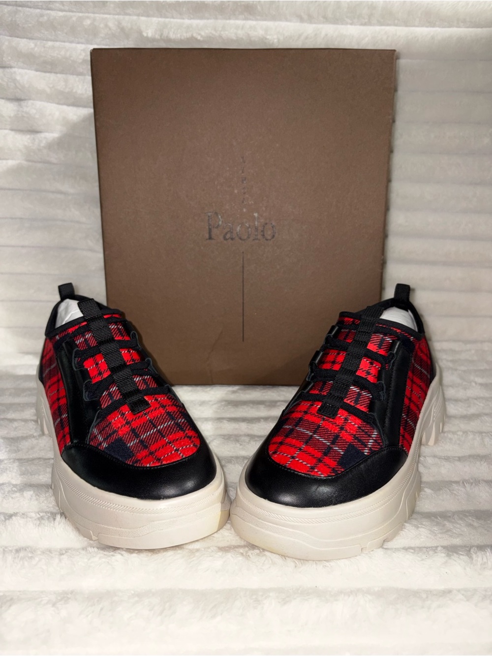 Linea Paolo Red Plaid Sneakers with Black Accents and Cream wedge Sole 7.5M